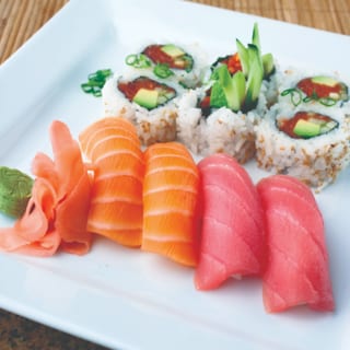 Sushi (4 Pieces) and Roll (6 Pieces) Combo