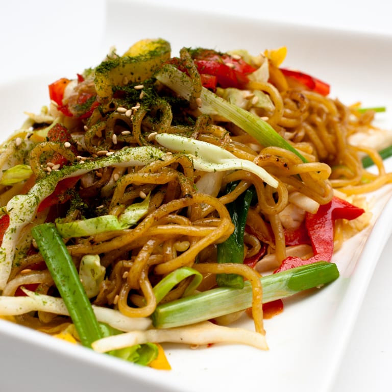 Noodle Delights: Japanese and Asian Fusion Favorites