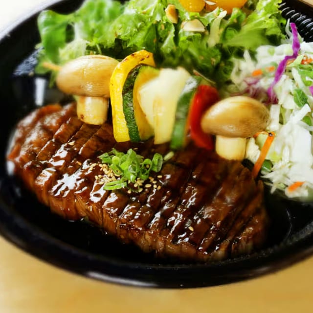 Steak Plate.
