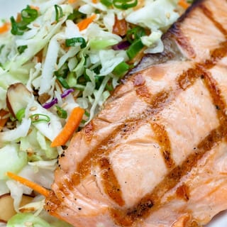 Grilled Salmon Salad