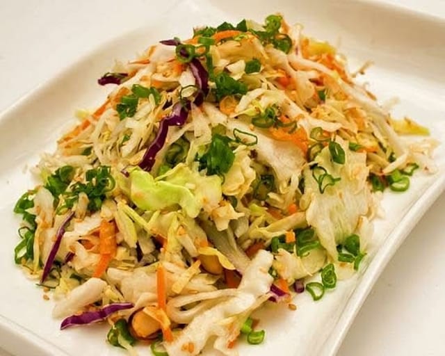 Sumi Salad Entree.